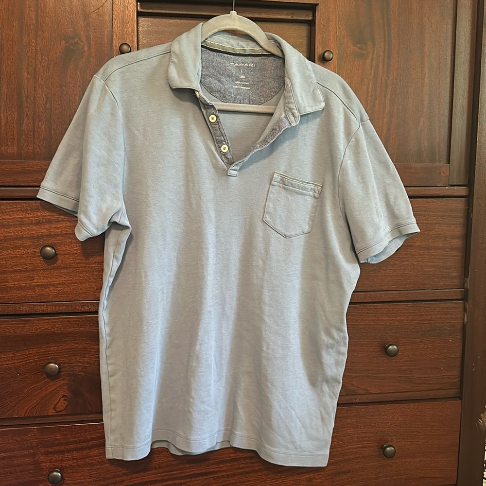 Tahari Men’s Blue Polo Size Large 100% cotton